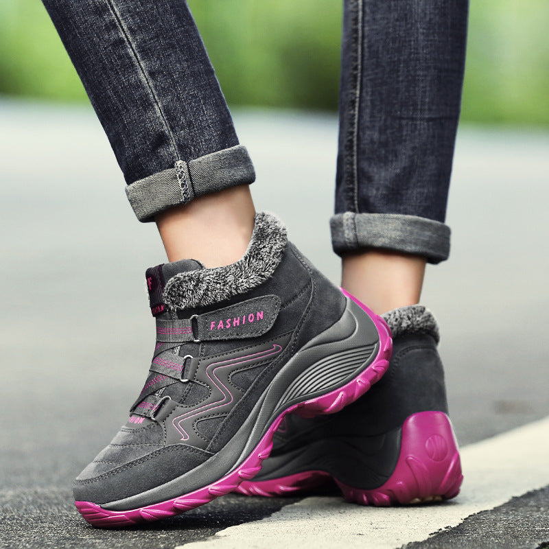 Explore the Great Outdoors with Confidence: Women's Leather Waterproof Non-Slip Hiking Boots